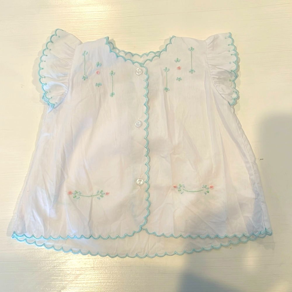 Little English Embroidered Top, 6month - Picture 1 of 4